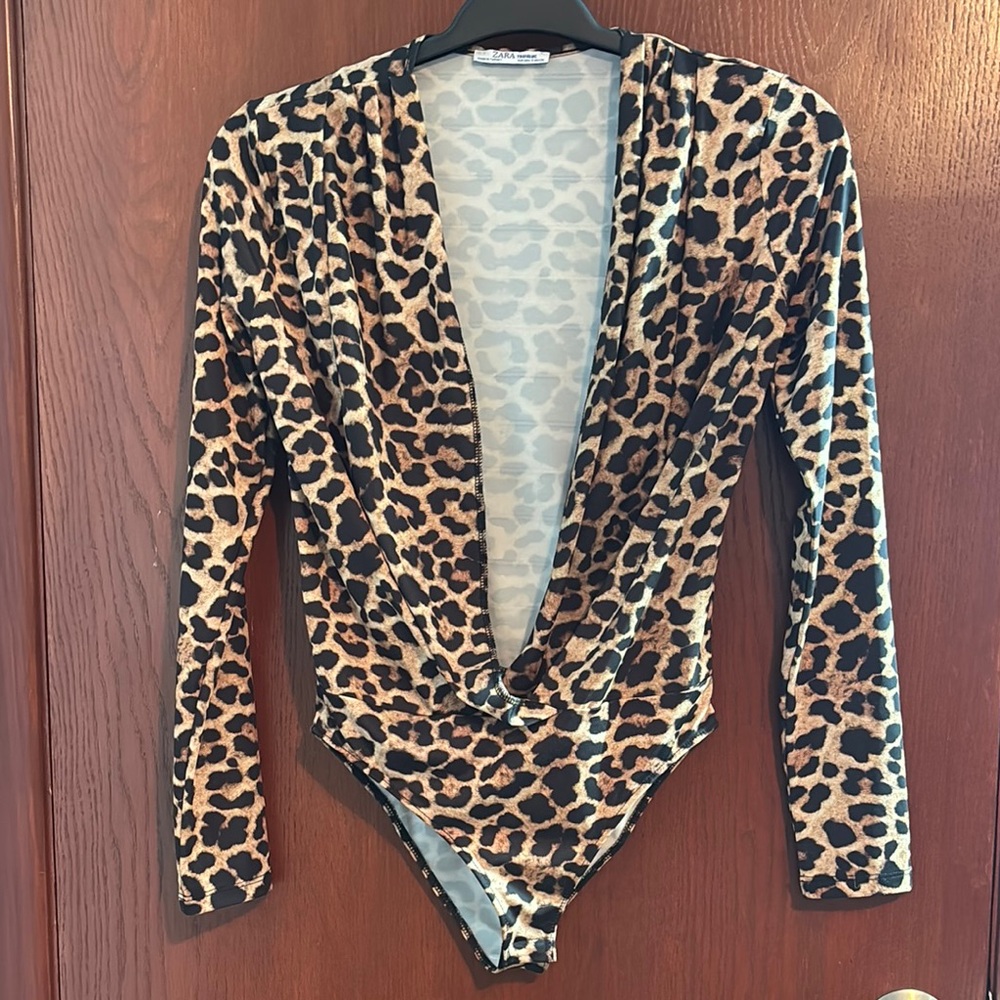 Leopard Print Long Sleeve Bodysuit